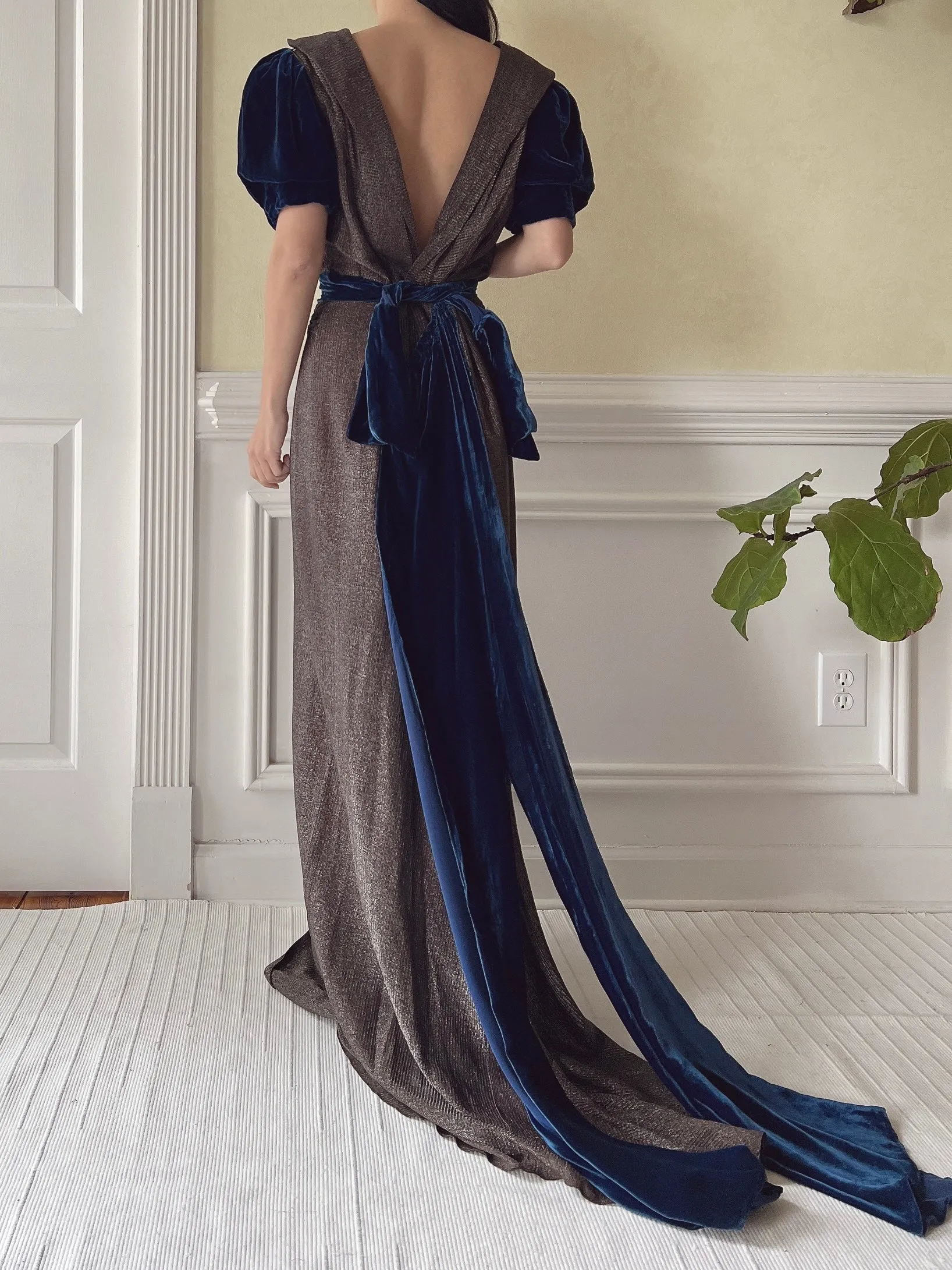 1930s Silk Velvet and Lame’ Gown - M