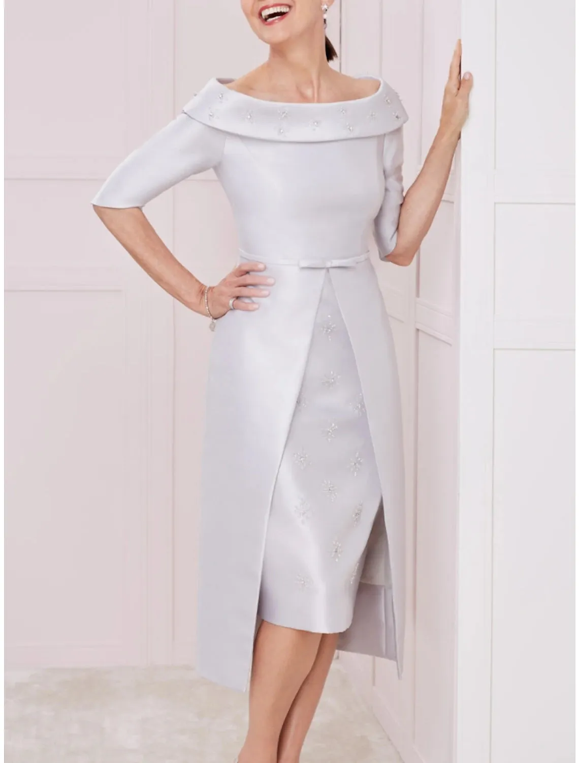 A-Line Mother of the Bride Dress Wedding Guest Elegant Petite Scoop Neck Tea Length Imitated Silk Half Sleeve with Bow(s) Sequin