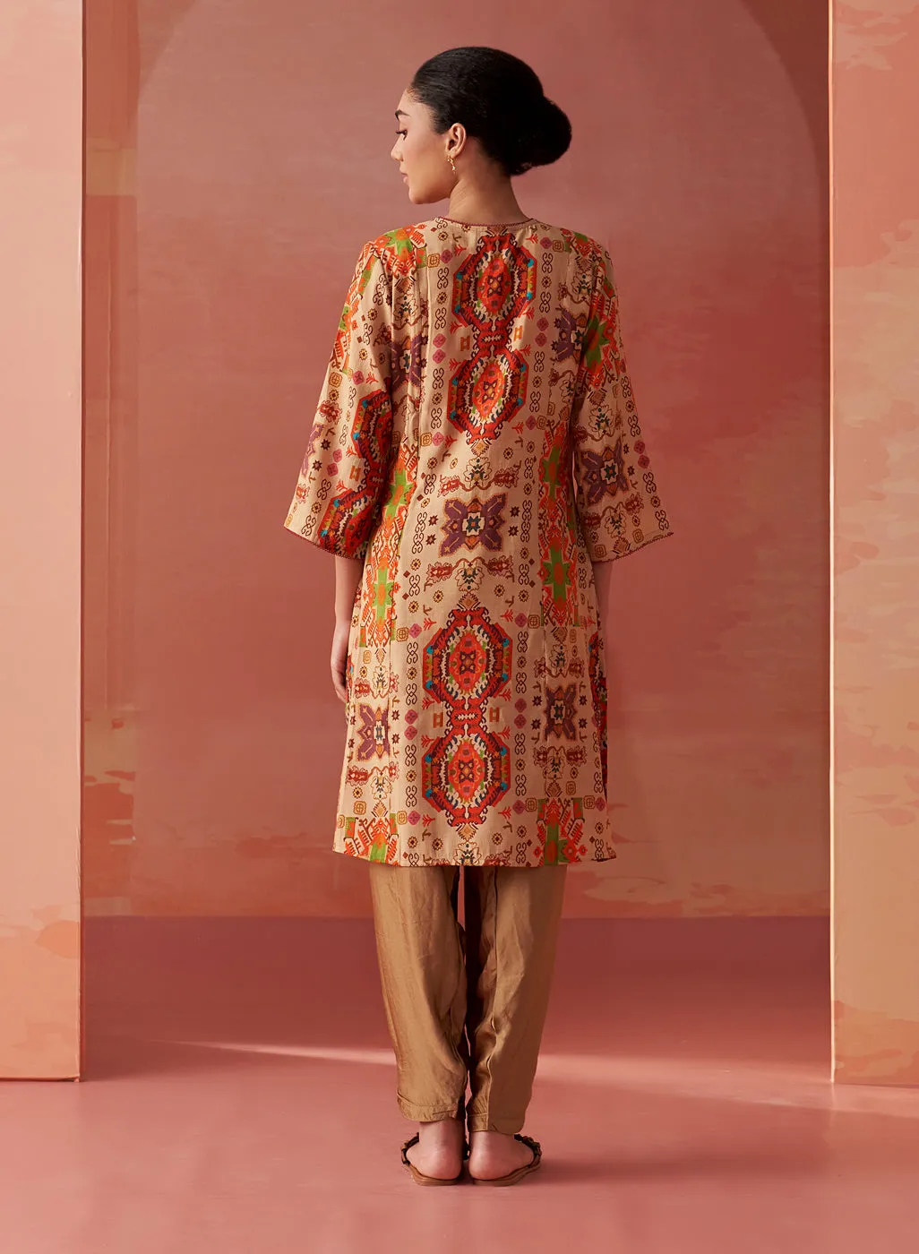 Abeera Beige Printed Chanderi Straight Mirror Work Kurta