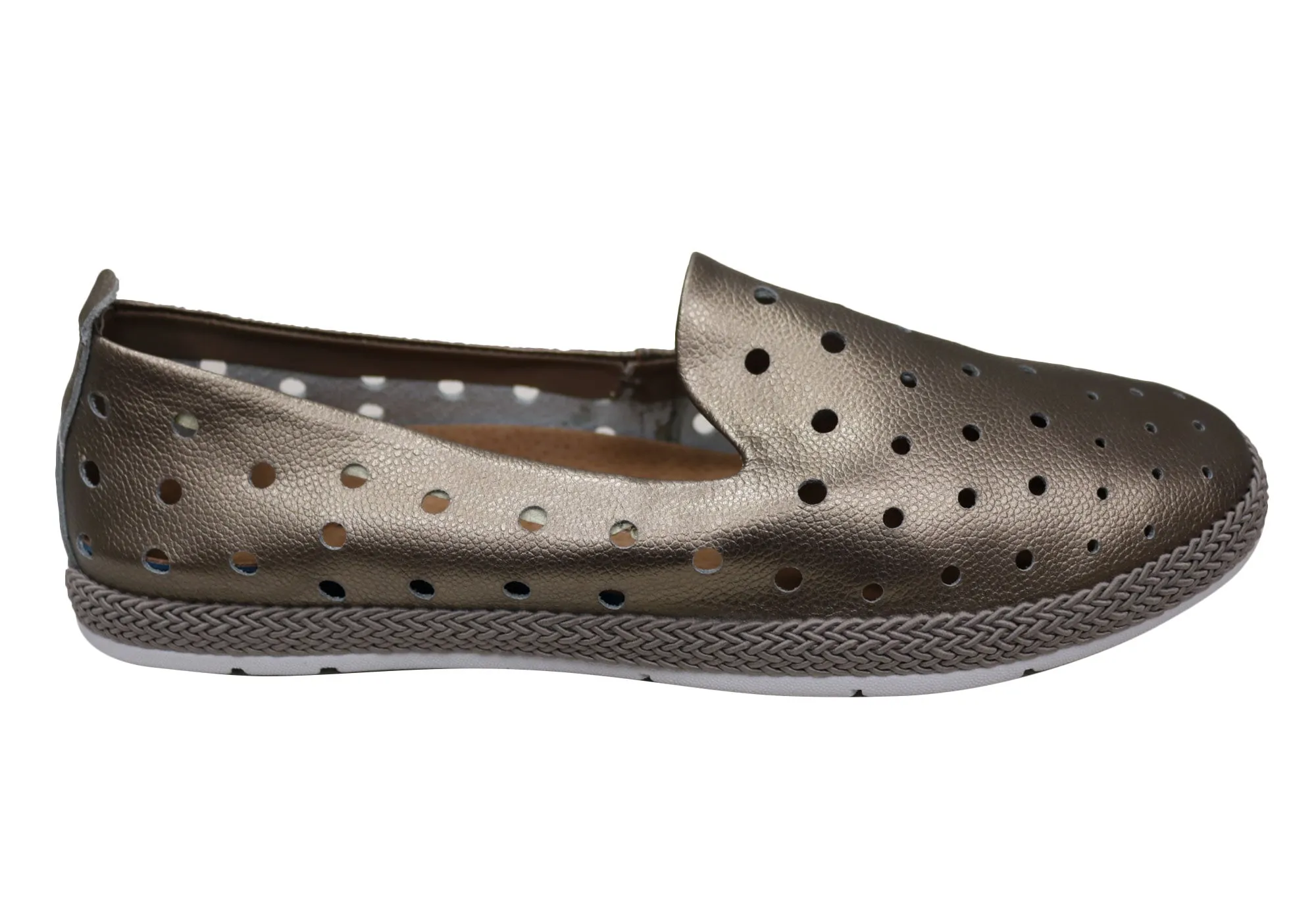 CC Resorts Reece Womens Comfortable Leather Casual Flats